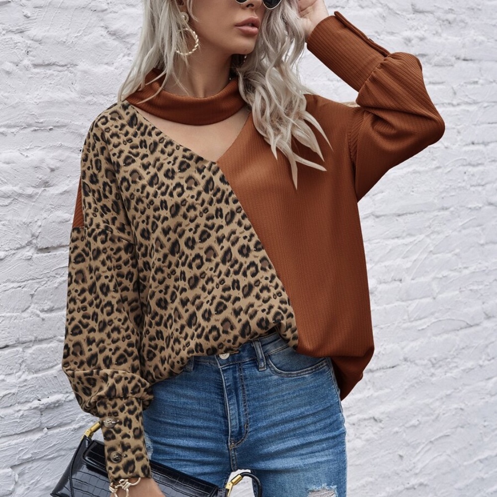 leopard print keyhole neck long sleeve top RUST